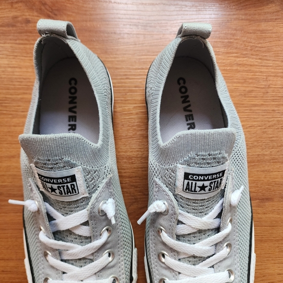 Converse Wolf Grey And White Womens Shoes With Box, Size 9 - Picture 6 of 9